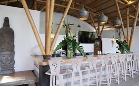 Indiana Kenanga Luxury Boutique Villas